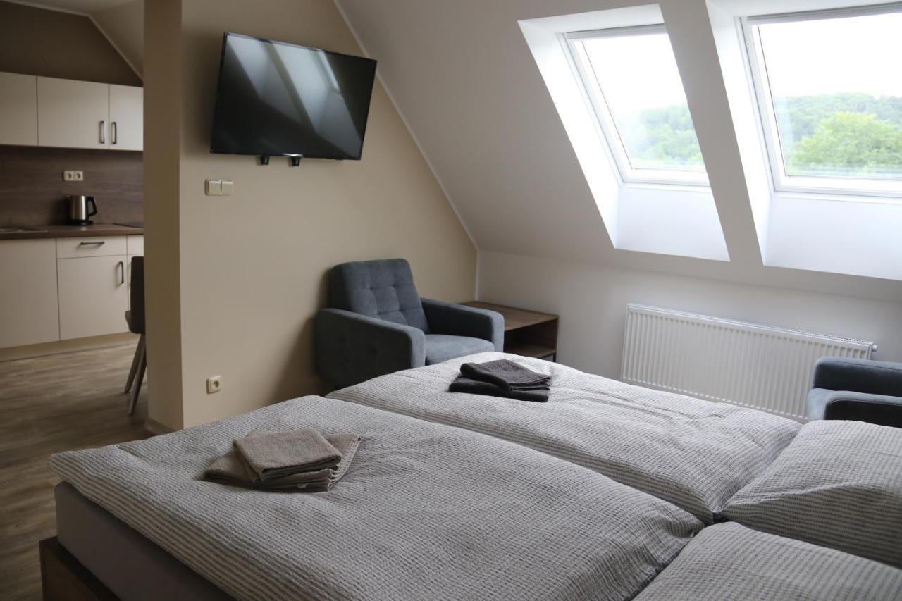Apartmany Lama Hradec nad Moravici Buitenkant foto
