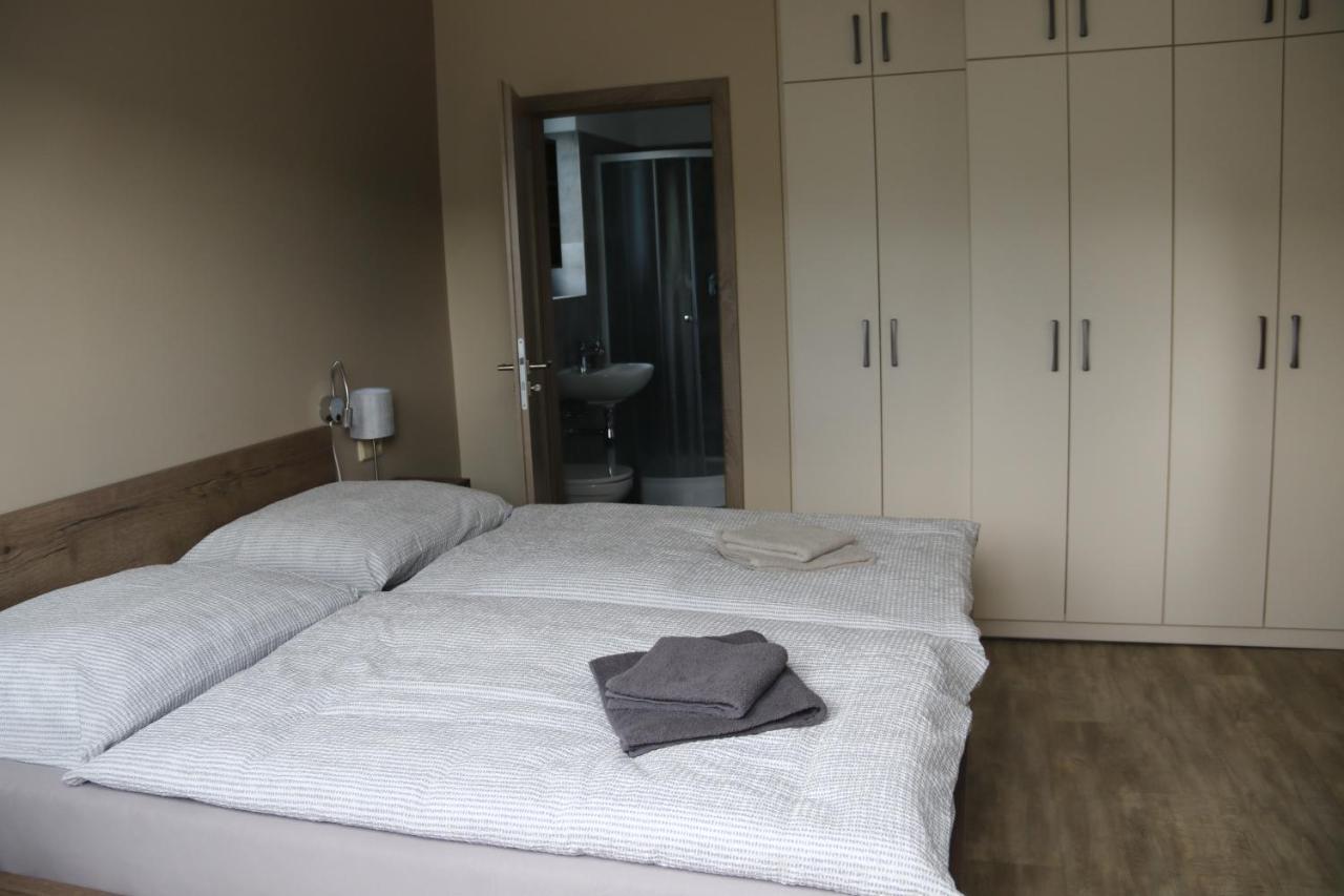 Apartmany Lama Hradec nad Moravici Buitenkant foto